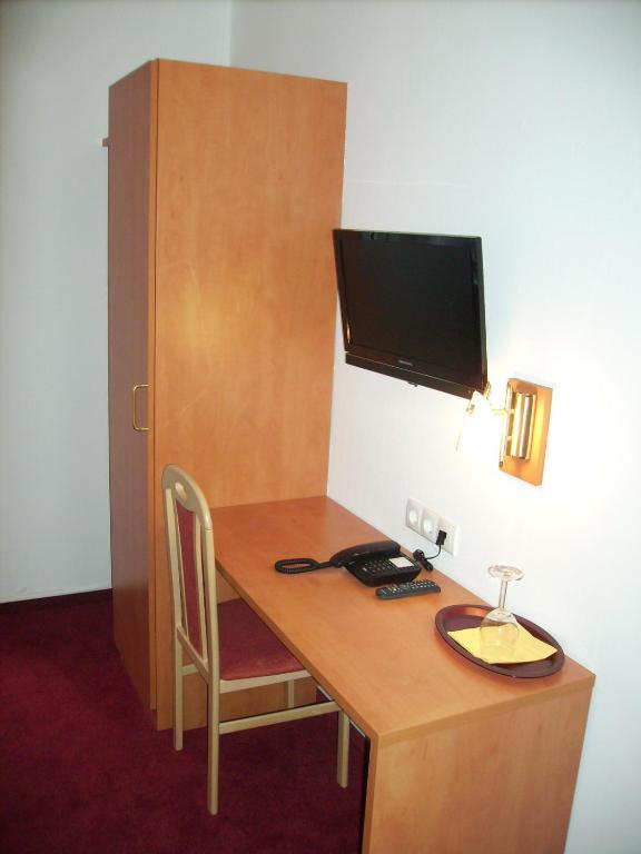 Hotel Bonn Voyage Екстер'єр фото