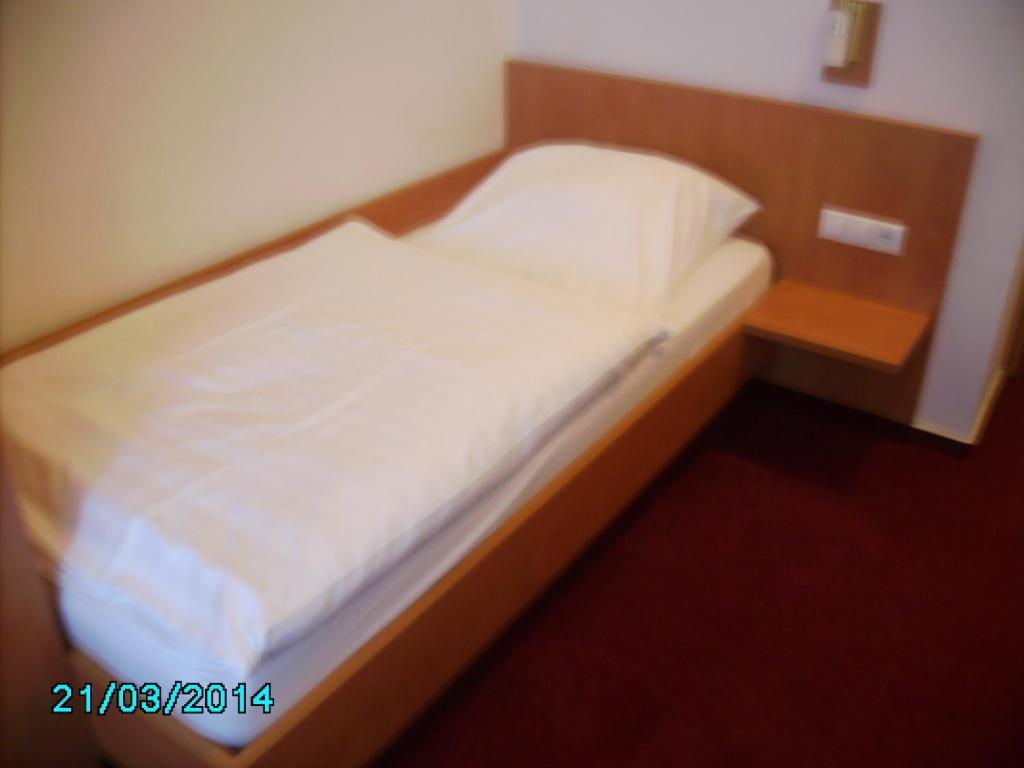 Hotel Bonn Voyage Екстер'єр фото